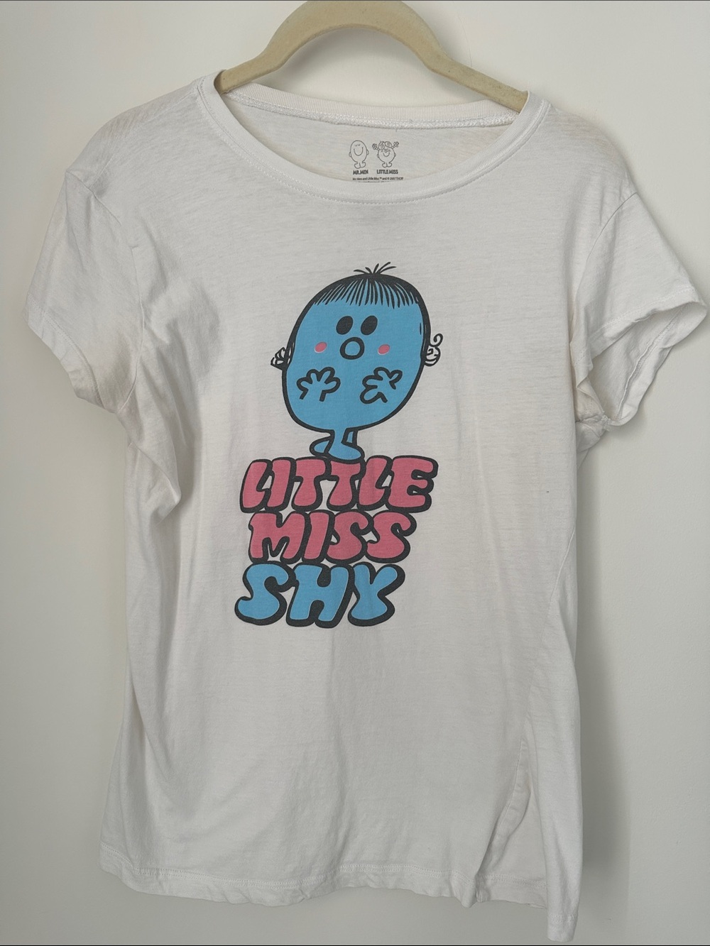 Little Miss Shy vintage white tee S
